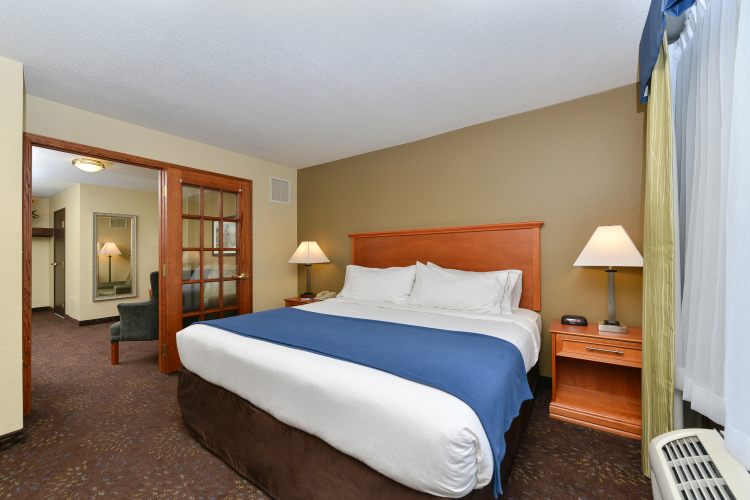 Holiday Inn Express Inver Grove Heights , MN 55076 near Minneapolis-saint Paul International Airport (wold-chamberlain Field) View Point 32