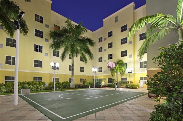 Homewood Suites By Hilton Miami Airport West