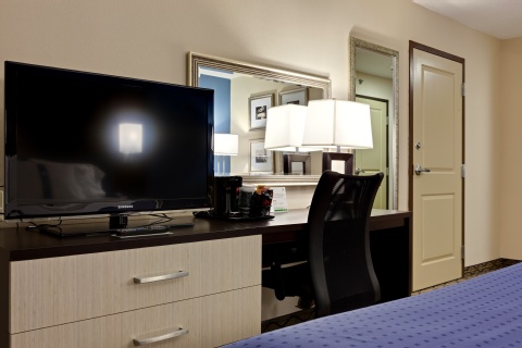 Holiday Inn & Suites Atlanta Airport-North , GA 30344 near Hartsfield-jackson Atlanta International Airport View Point 39