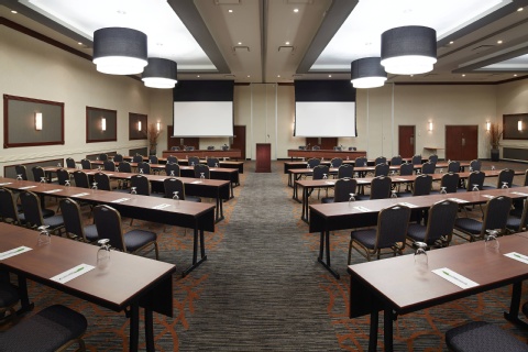 Courtyard by Marriott Montreal Airport , QC H4M 2Z5 near Montreal-Pierre Elliott Trudeau Int. Airport View Point 10