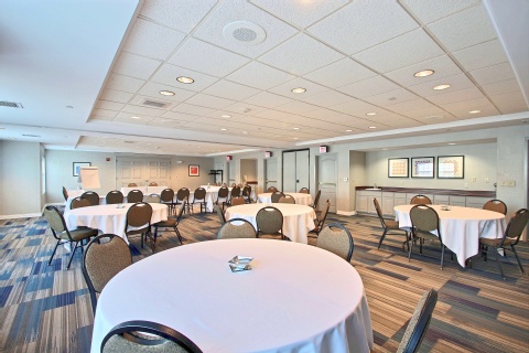 Holiday Inn Express & Suites Milwaukee Airport , WI 53221 near General Mitchell International Airport View Point 11