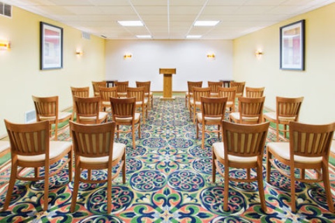 Holiday Inn Express Hotel & Suites Irving DFW Airport North, an IHG Hotel , TX 75063 near Dallas-fort Worth International Airport View Point 14