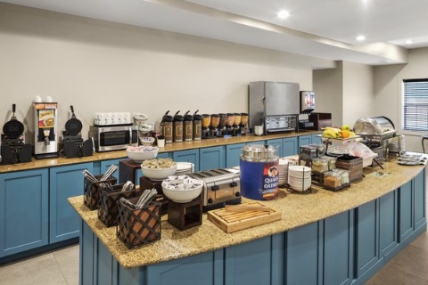 Country Inn & Suites by Radisson, Baltimore North, MD , MD 21237 near Baltimore-washington International Thurgood Marshall Airport View Point 5