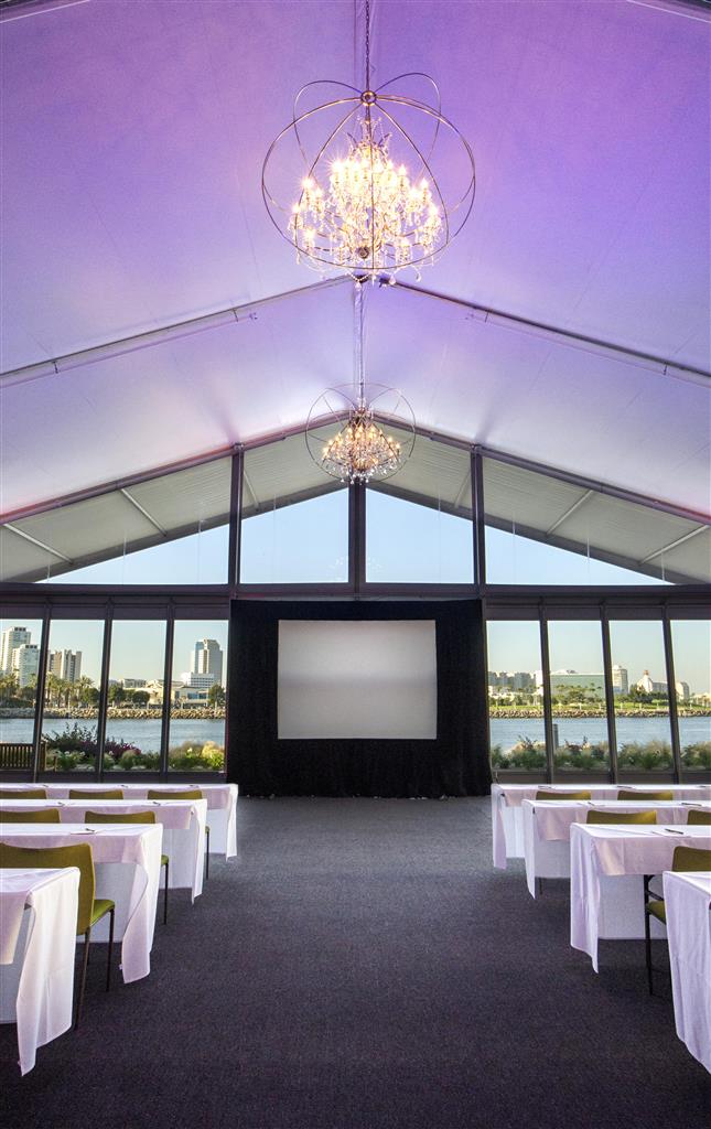 Hotel Maya - a DoubleTree by Hilton Hotel , CA 90802 near Long Beach Airport View Point 13