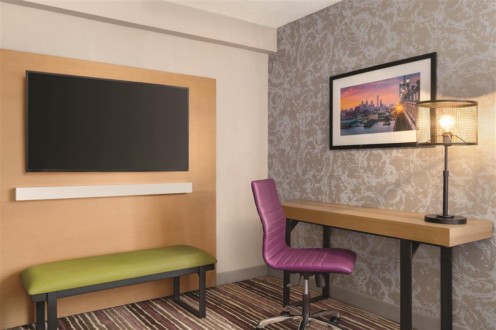 Holiday Inn Philadelphia Arpt-Stadium Area, an IHG Hotel , PA 19145 near Philadelphia International Airport View Point 36