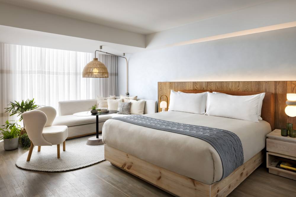 1 Hotel Toronto 7
