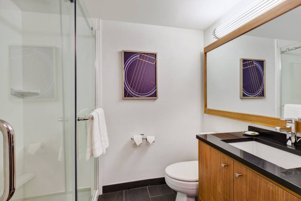 Hotel Indigo Downtown 3