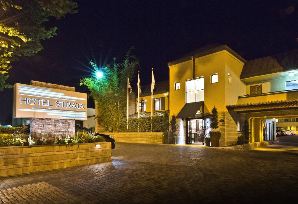 Hotel Strata 2