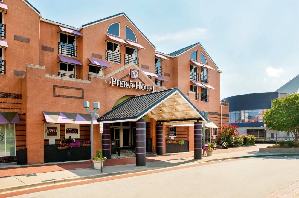 Pier 5 Hotel
